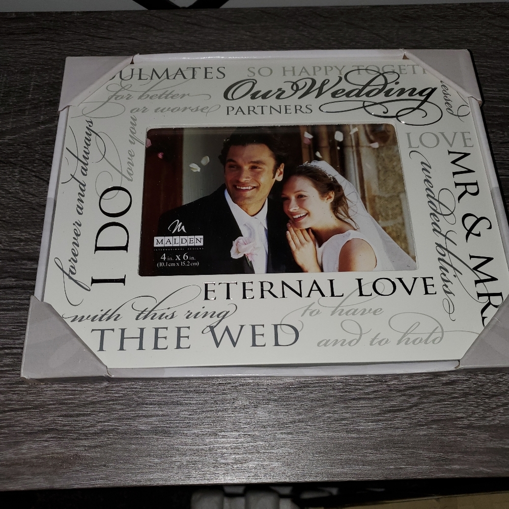 Wedding frame NIB